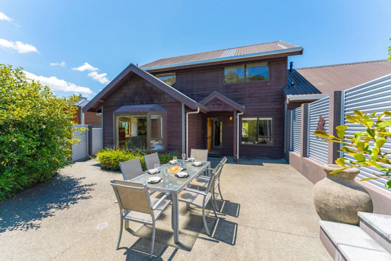 Acacia Sunrise - Taupo Villa Kültér fotó