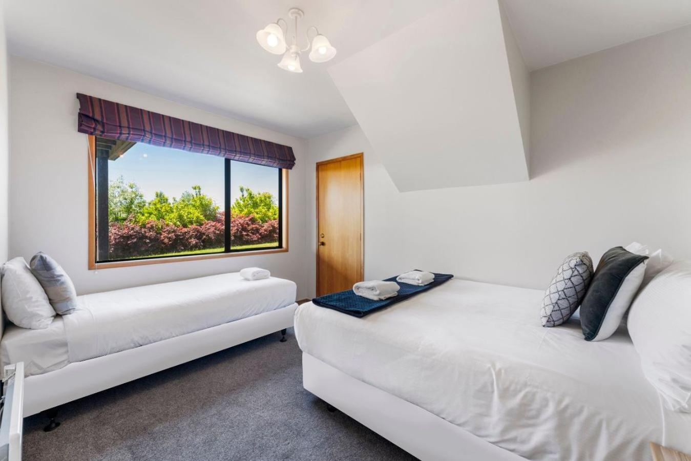 Acacia Sunrise - Taupo Villa Kültér fotó